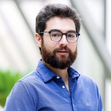 Dr. Andrés Castañeda Prado